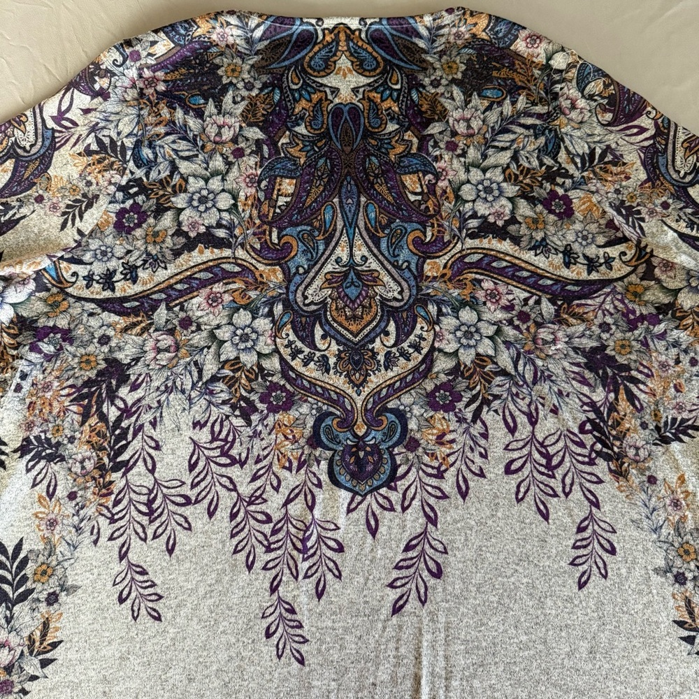 ONE WORLD Floral Boho V-neck Gray, Purple, Blue 3/4 Sleeve Blouse - Picture 8 of 14